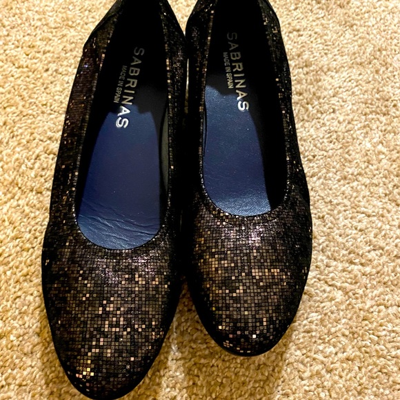 Sabrinas Made in Spain Ballerina Metallic Flats - Picture 1 of 4